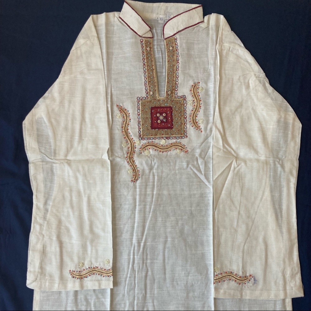 Chikan karai kurti